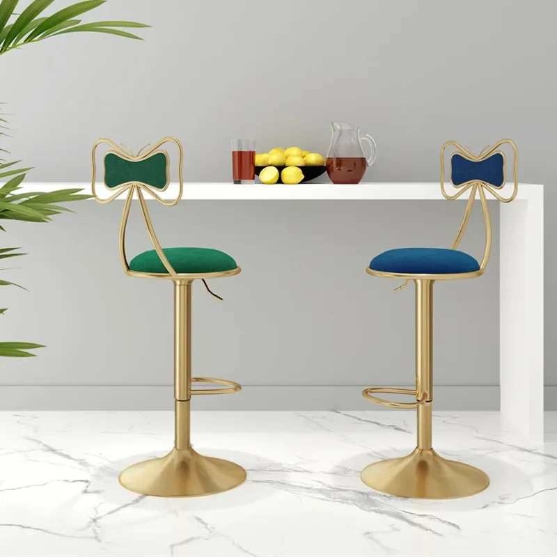 كراسي بار فاخرة للمطبخ والمطعم - مراجعة Commercial Kitchen Bench وسعره